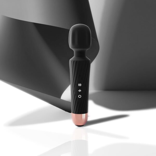 Personal Massager - 3 Hrs Run Time & Quiet Powerful Motor - Deep Tissue Back Massage for Athletes for Pain Relief, Waterproof Cordless Massagers Handheld with 20 Speeds 8 Patterns (Black)